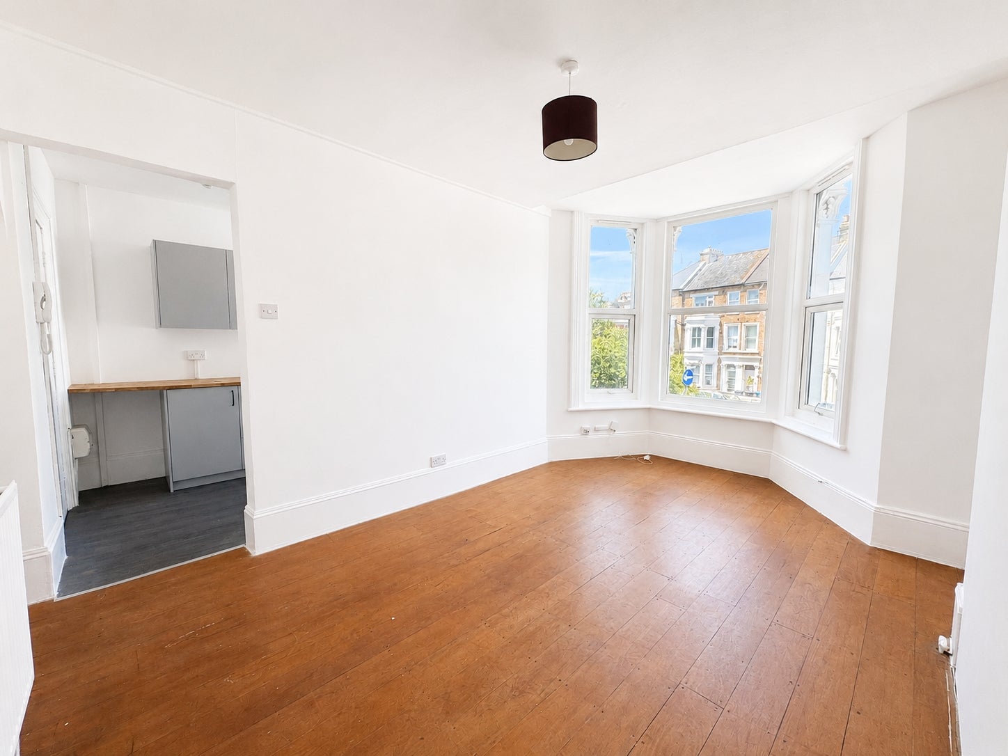 Flat Gordon Road in Thanet