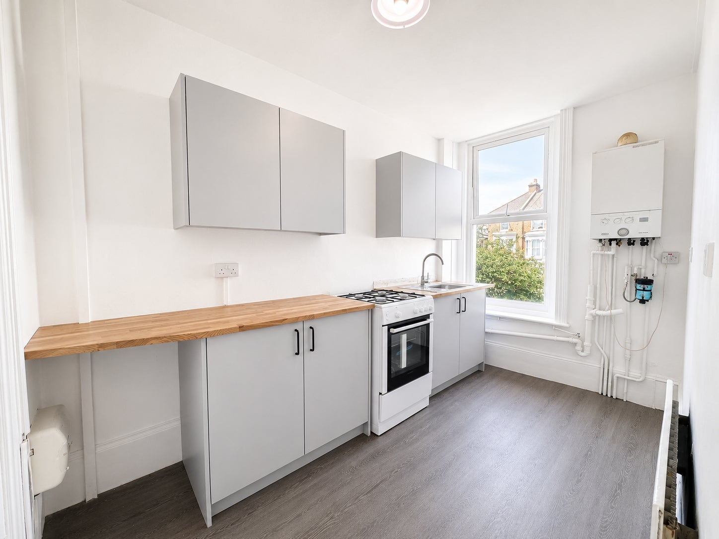 Flat Gordon Road in Thanet