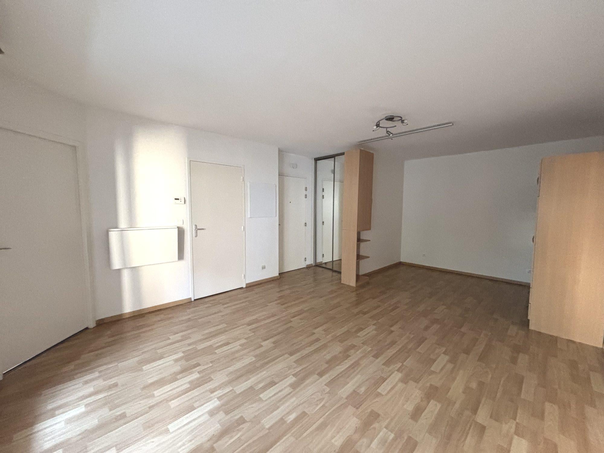 Flat Avenue Marx Dormoy in Clermont-Ferrand