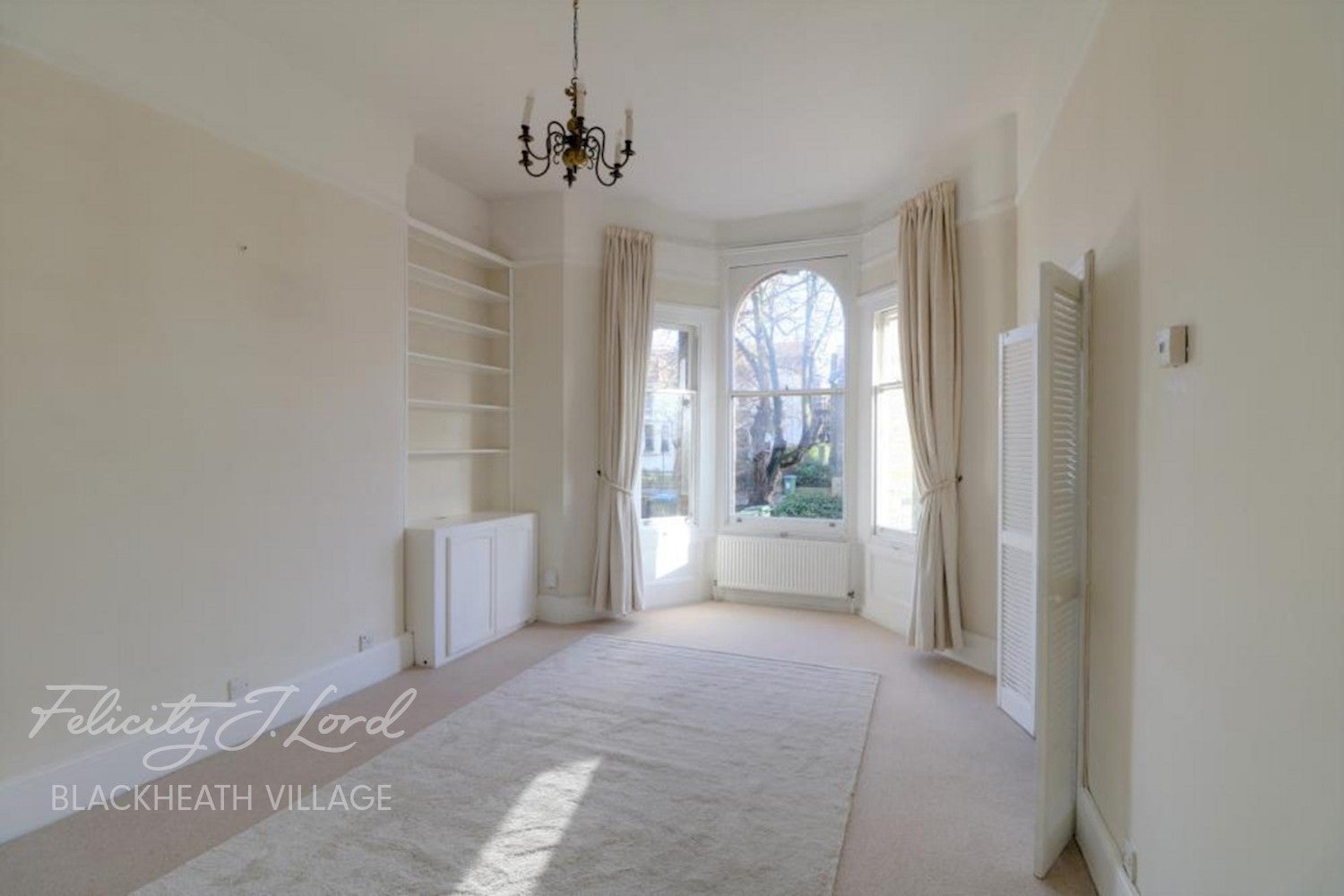 Flat Kidbrooke Park Road in Greater London