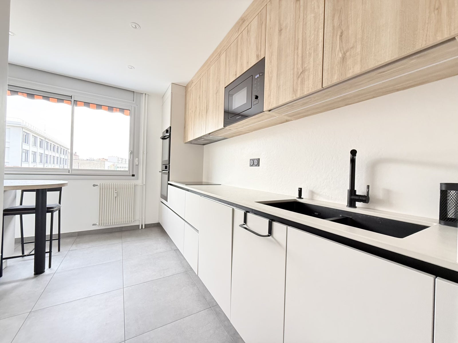 Flat Rue Docteur Rollet in Villeurbanne