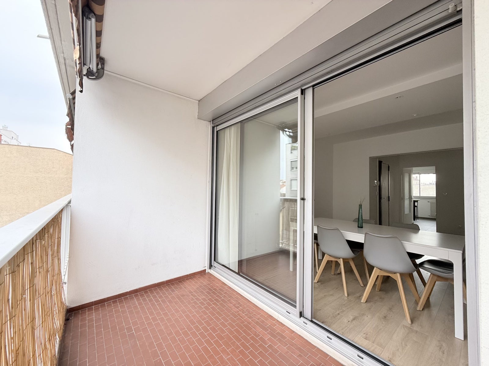 Flat Rue Docteur Rollet in Villeurbanne