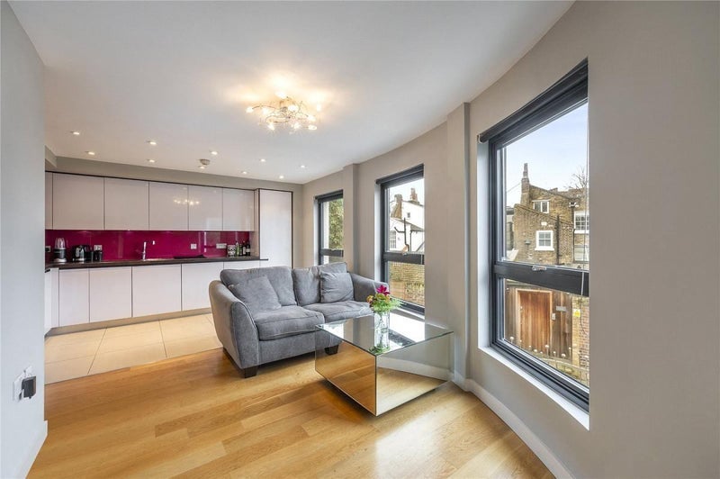 Room Hartland Road in Greater London