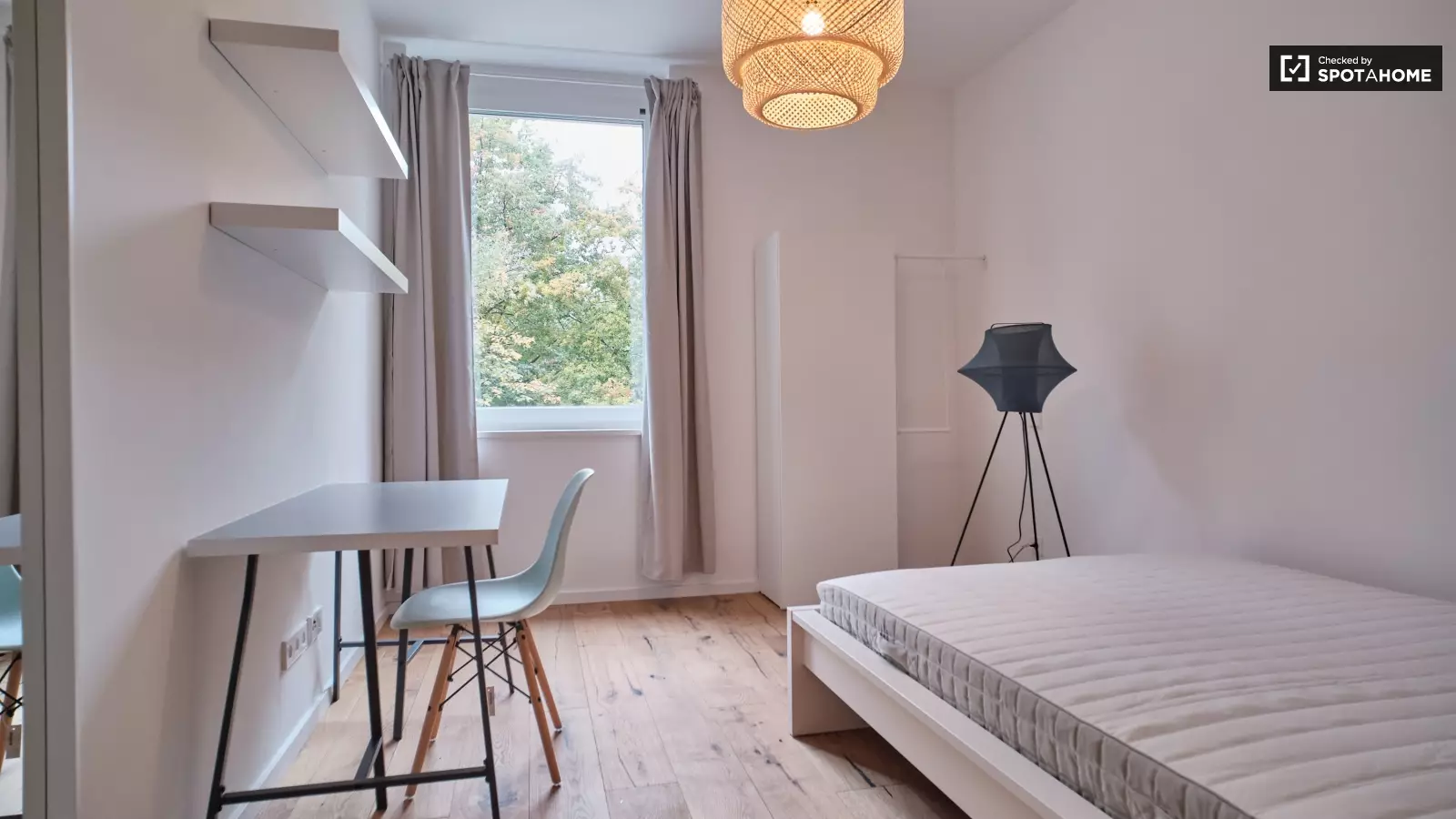Zimmer Nazarethkirchstraße in Berlin