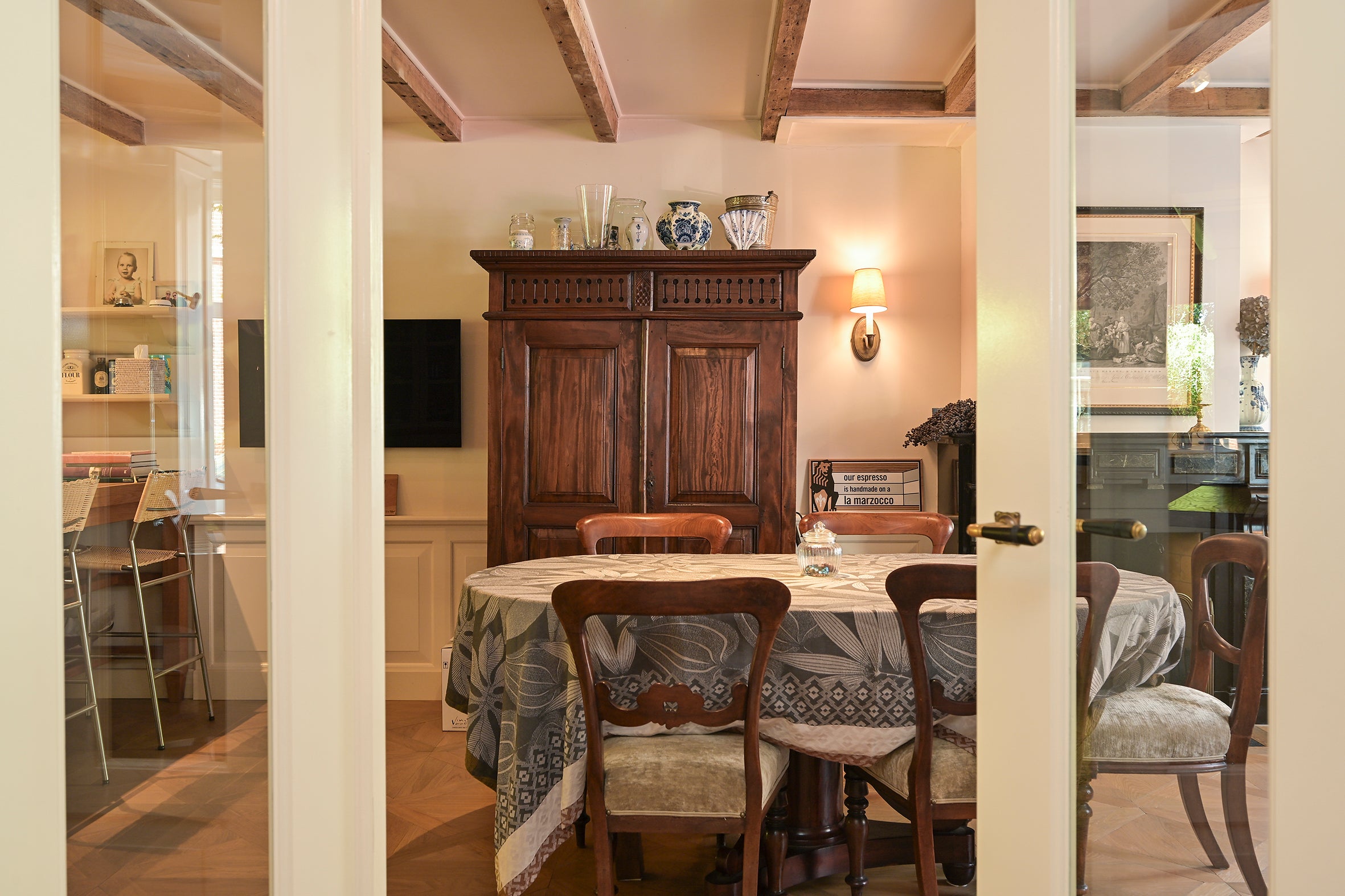 Tussenwoning te koop: Riouwstraat 83, 'S-Gravenhage