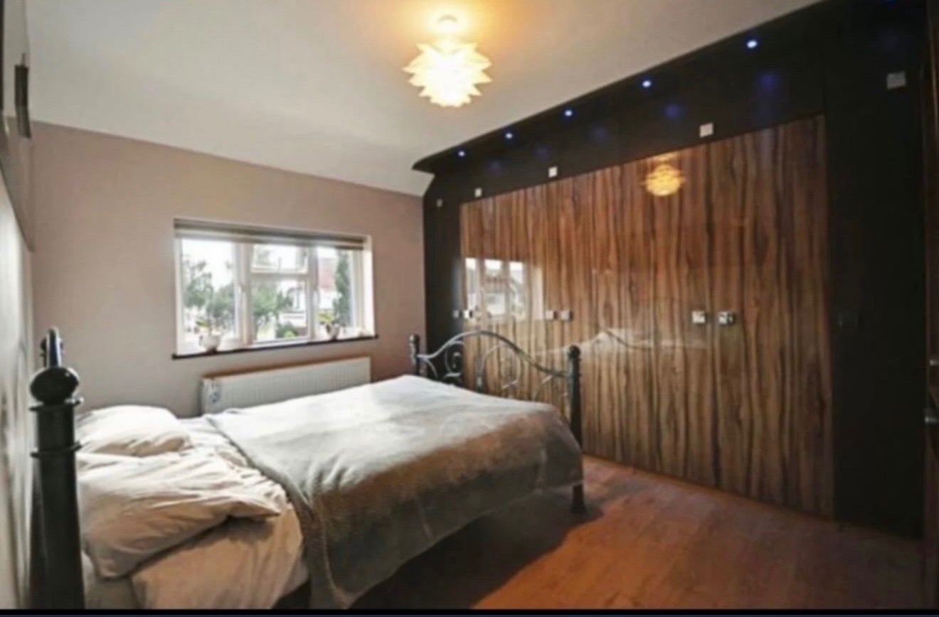 Room Clayponds Avenue in Greater London