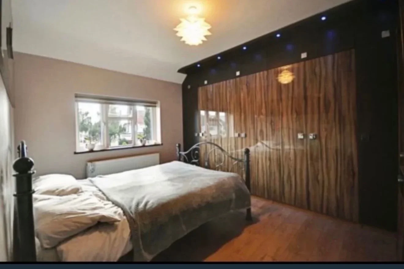 Room Clayponds Avenue in Greater London