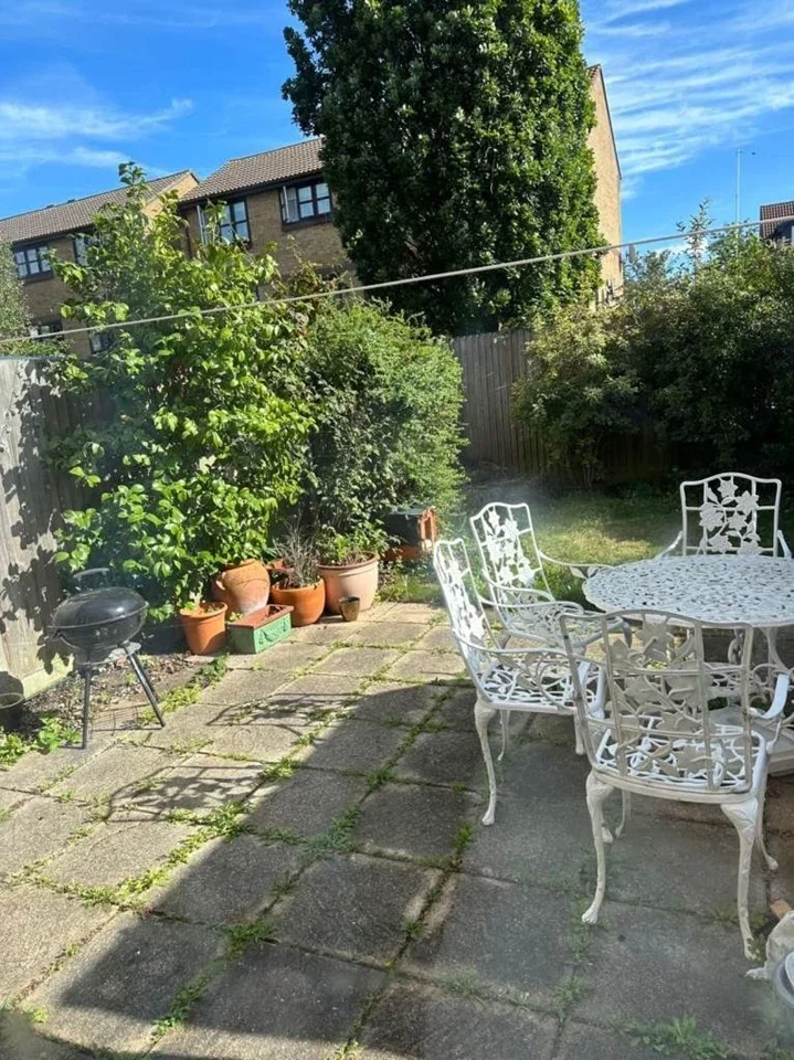Room Oakmead Place in Greater London