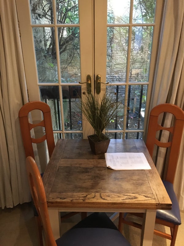 Flat Northdown Street in Greater London