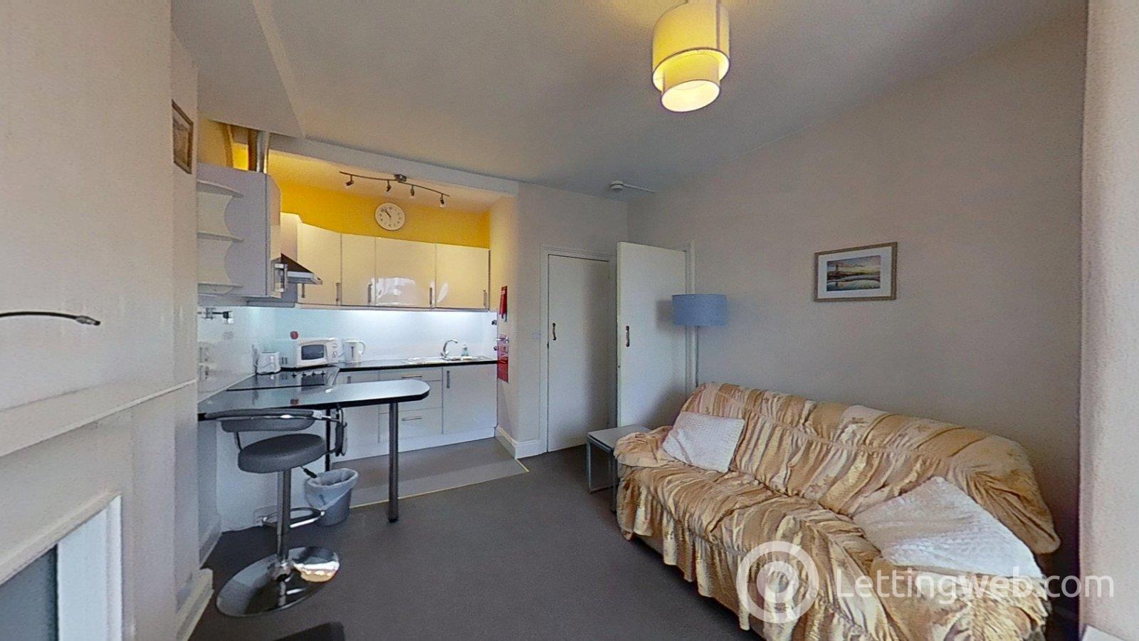 Flat Watson Crescent in City of Edinburgh