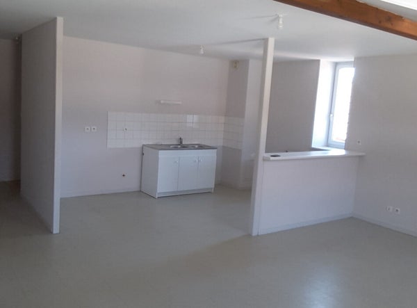 Flat Route de Bourg in Villereversure