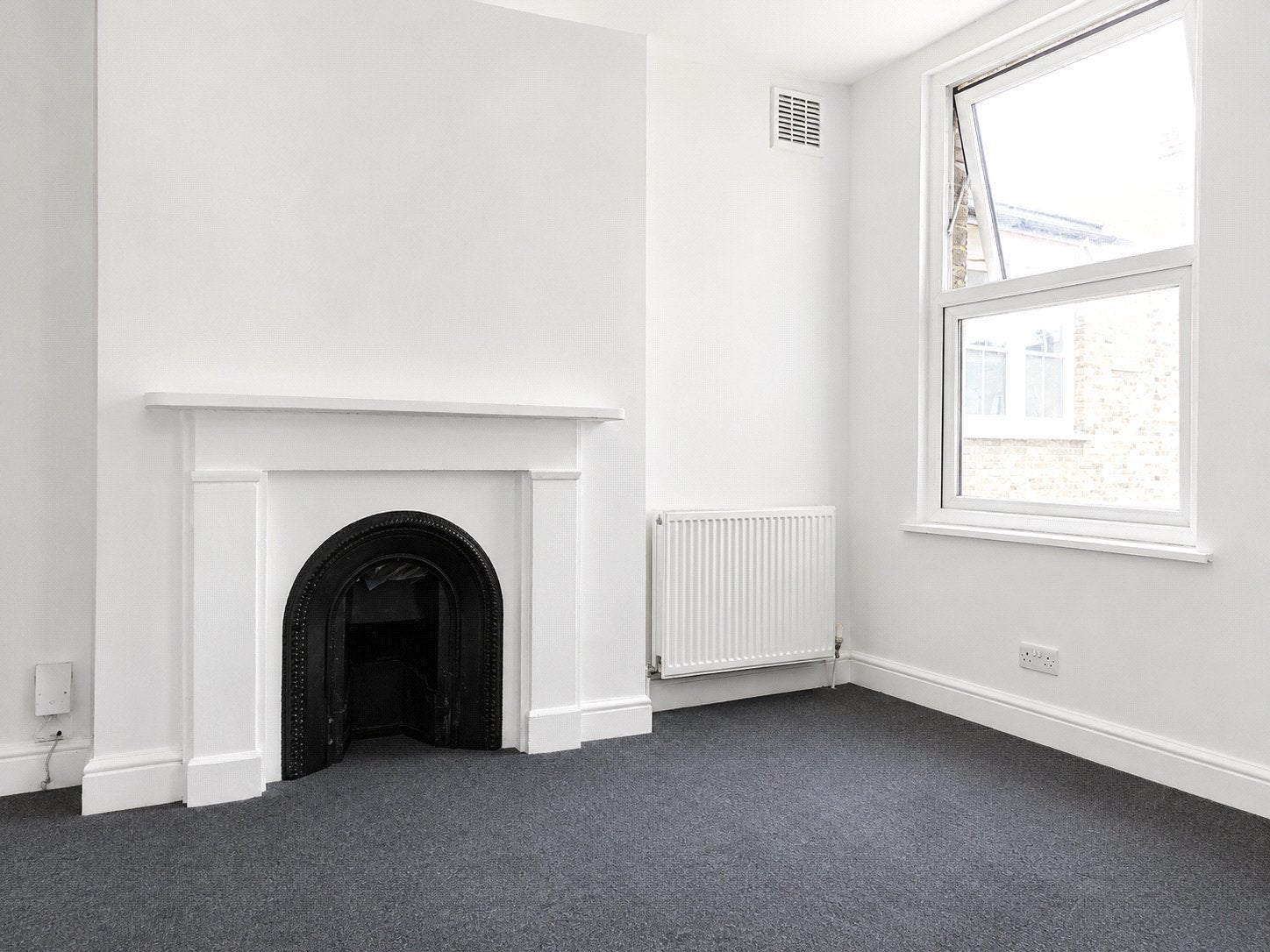 Flat Wolfington Road in Greater London
