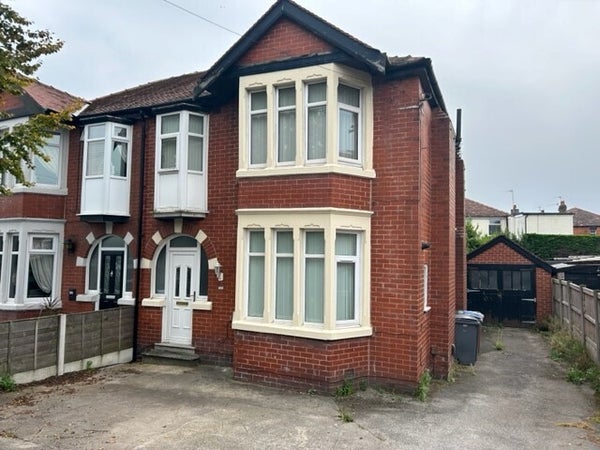 Flat Ryldon Place in Blackpool