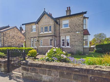Flat Tewit Well Road in Harrogate