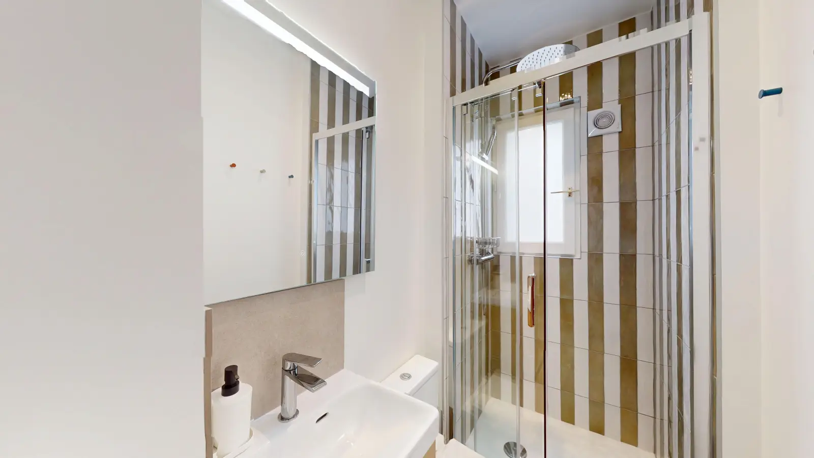 Room Passage Gauthier in Paris