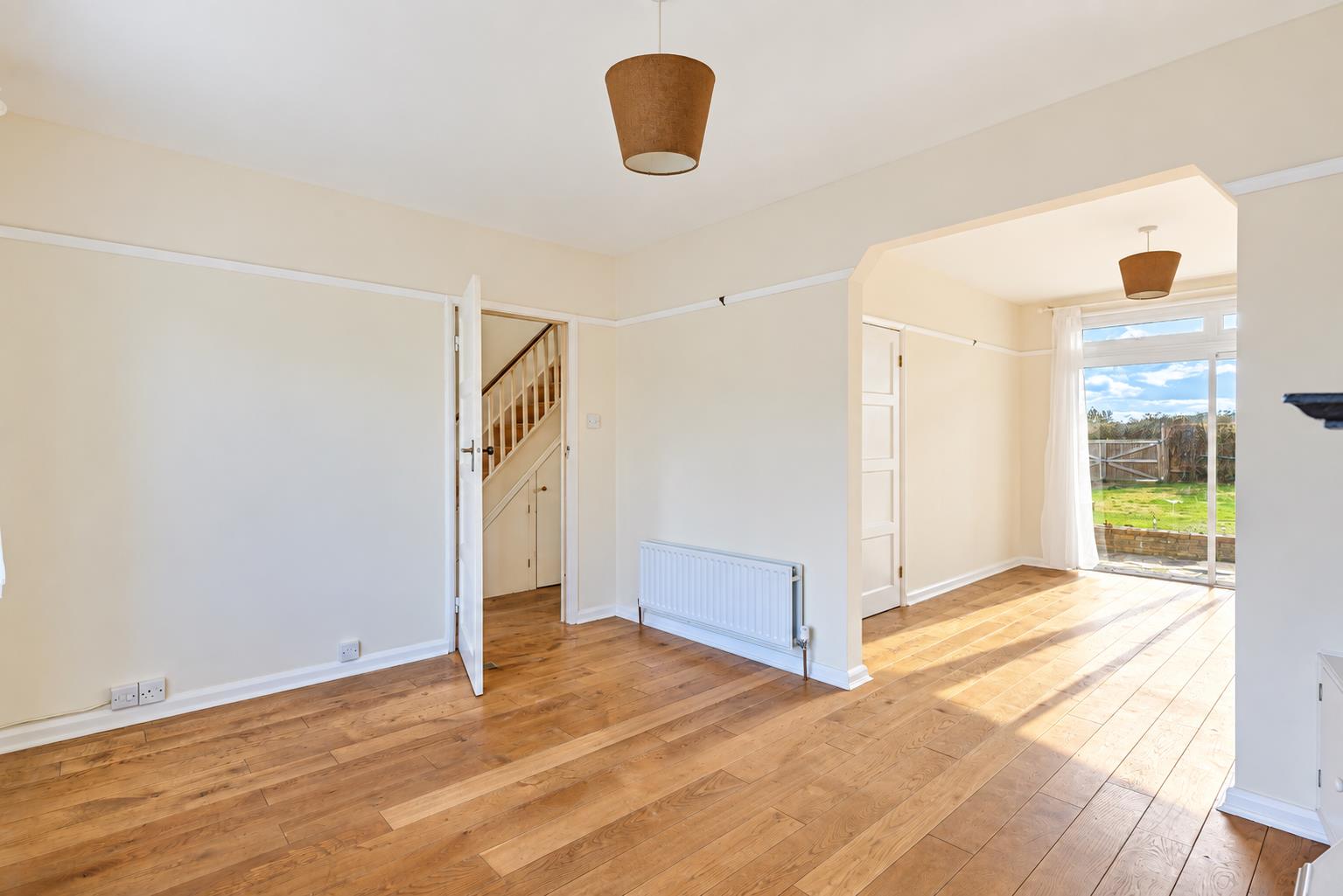 House Wolsey Close in Greater London