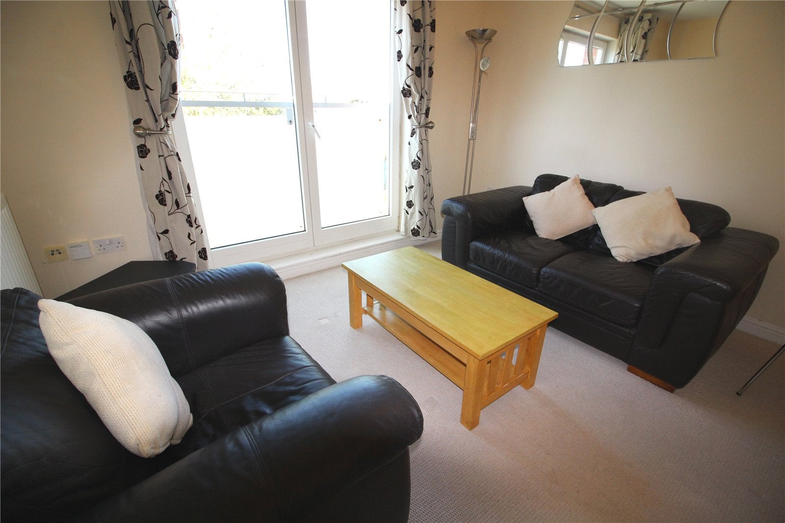 Flat Caversham Road in Reading