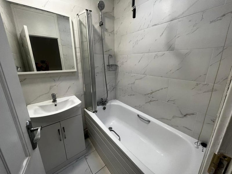 Room Stanhope Street in Greater London