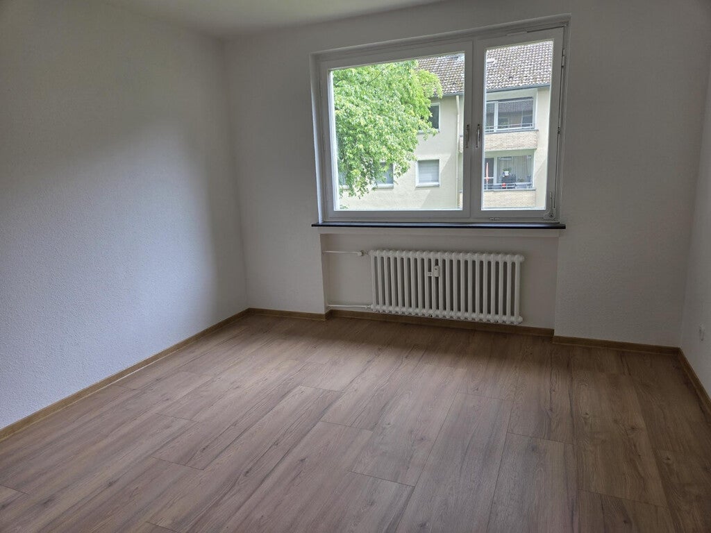 Zimmer Andreas-Hofer-Straße in Duisburg