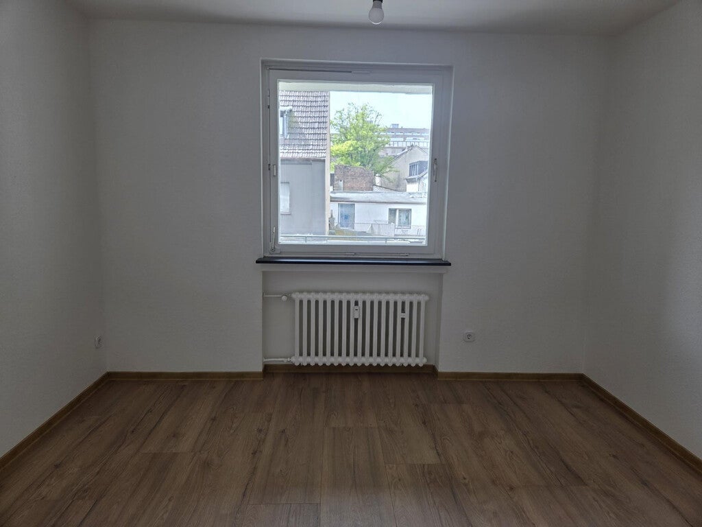 Zimmer Andreas-Hofer-Straße in Duisburg