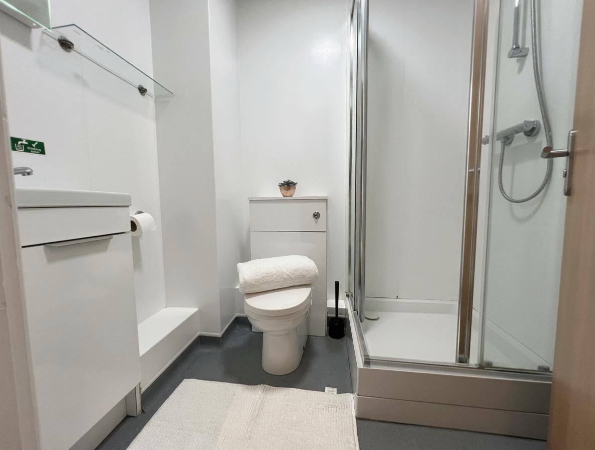Room New Dover Road in Canterbury