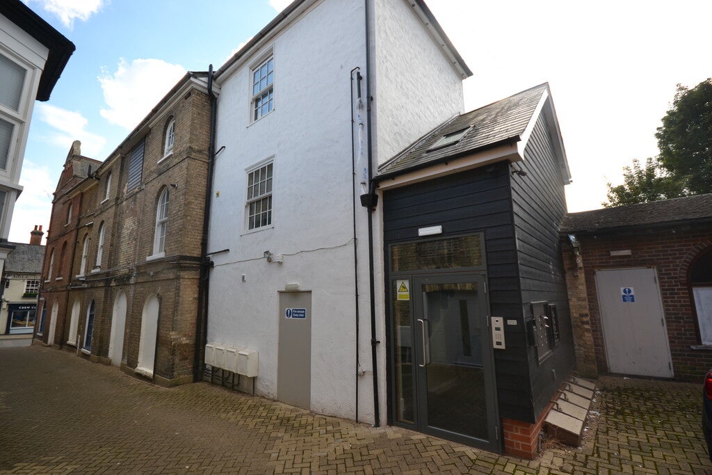 Flat High Street in Uttlesford