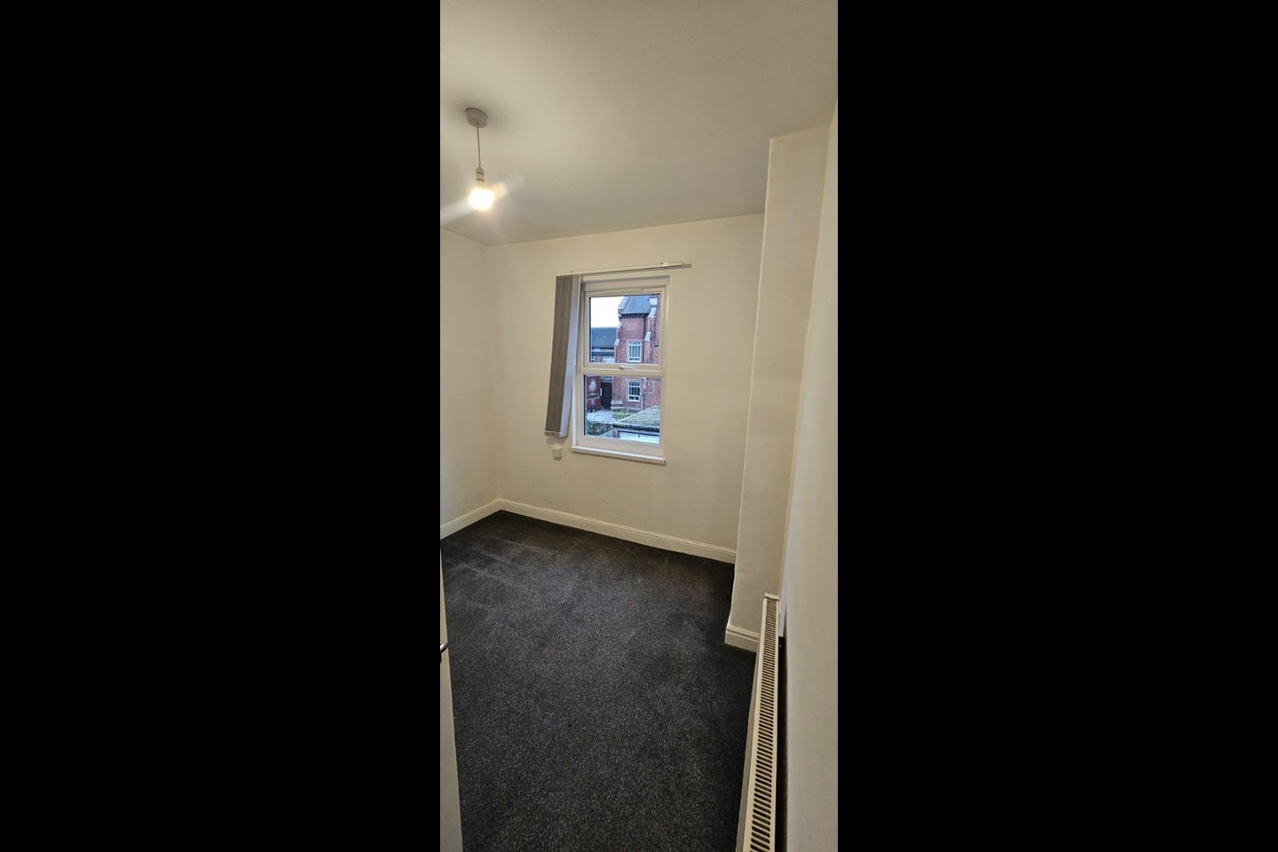 Flat Lawn Road in Doncaster