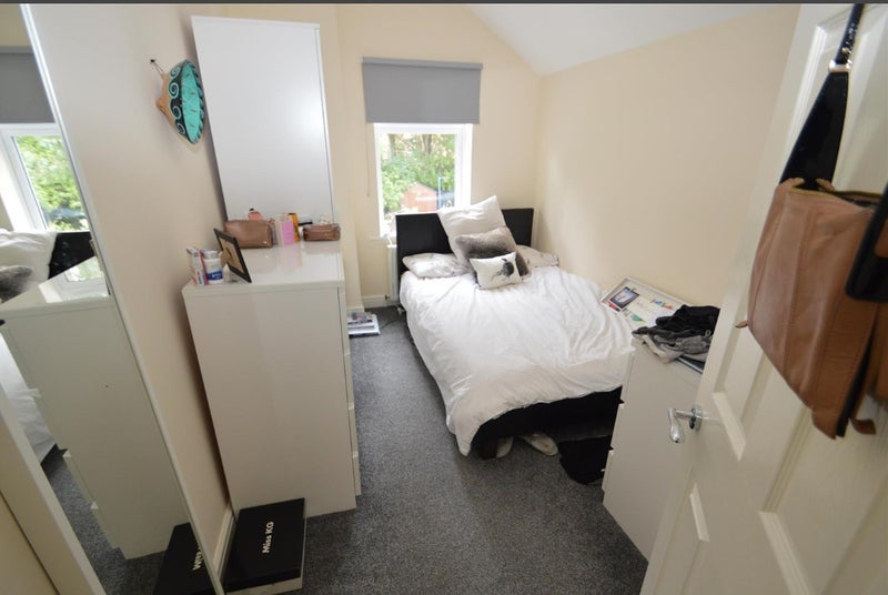 Room Umberslade Road in Birmingham