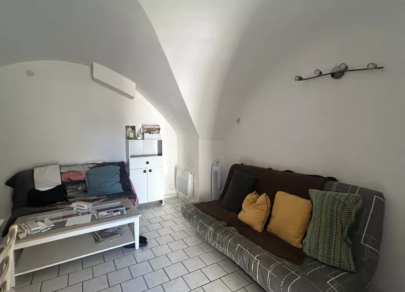 Appartement Rue de la Table Ronde à Nîmes