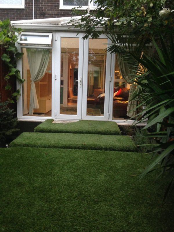 Room Byng Street in Greater London