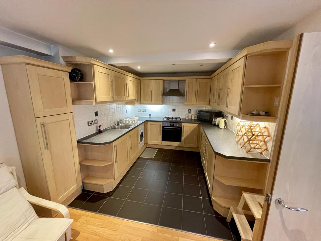 Flat Grosvenor Terrace in Greater London