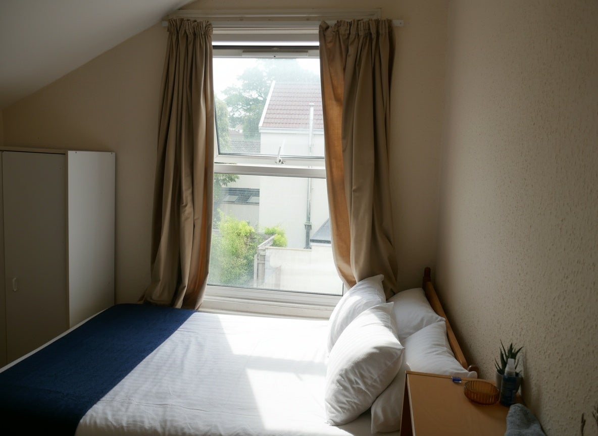 Flat Gloucester Road in Bristol
