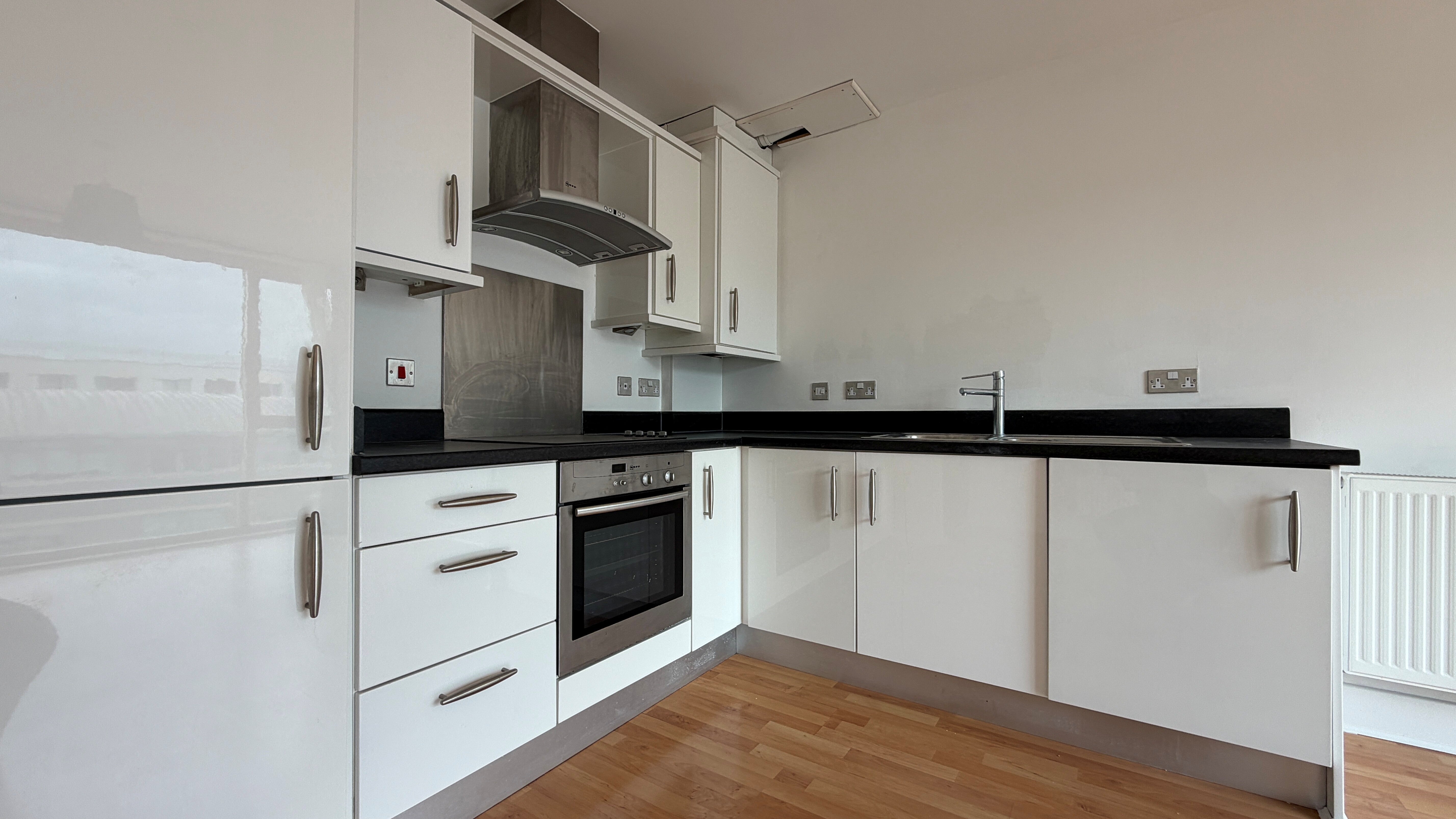 Flat Martingale Way in Bristol