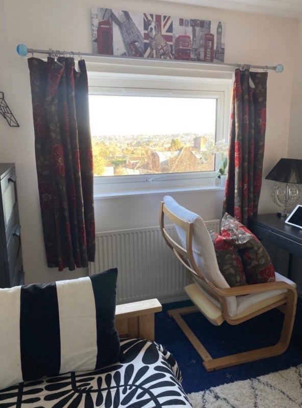 Room Cranberry Walk in Bristol