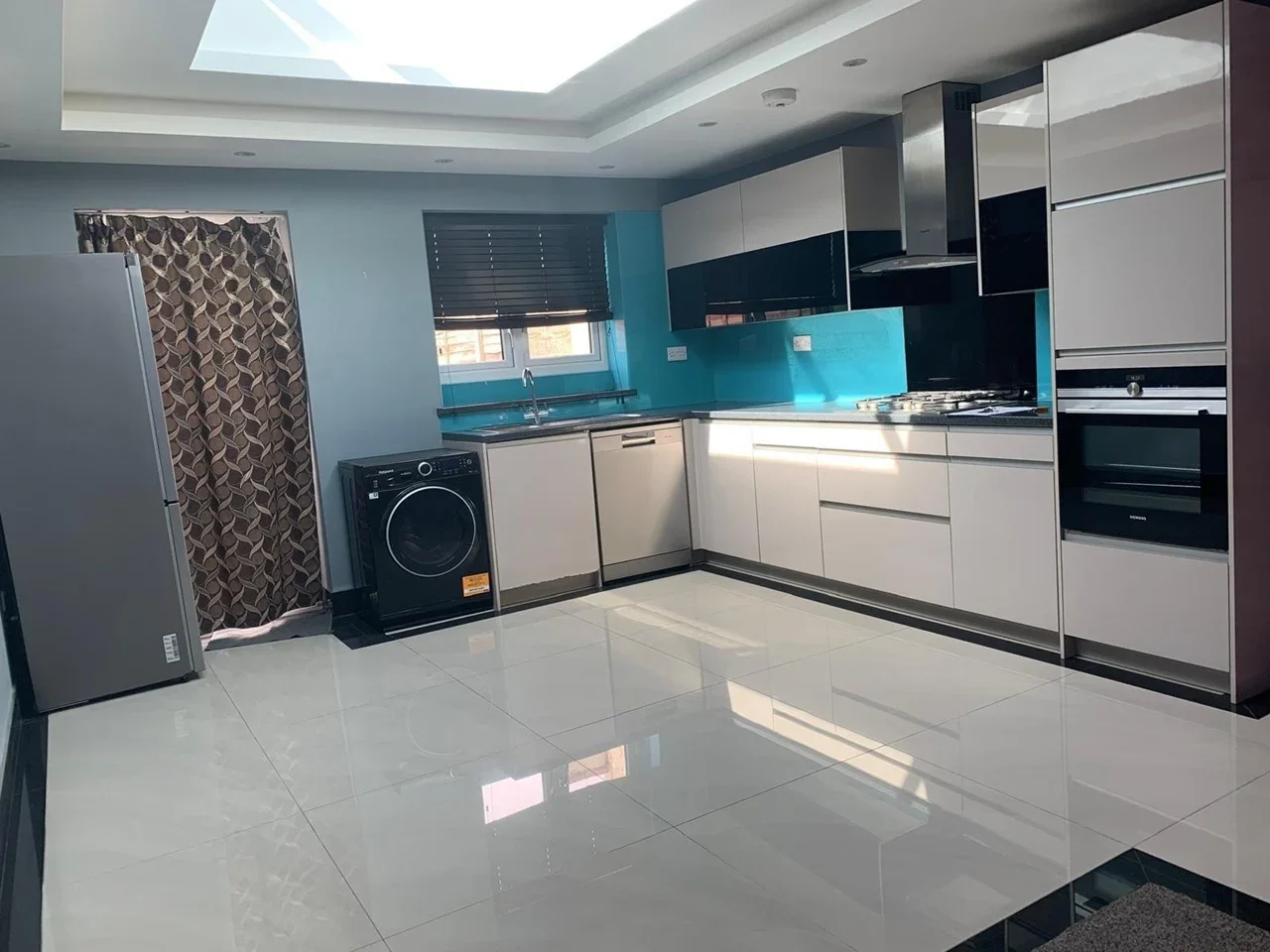 Room Tenby Road in Greater London