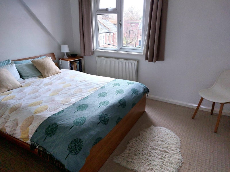 Room Ambergate Street in Greater London