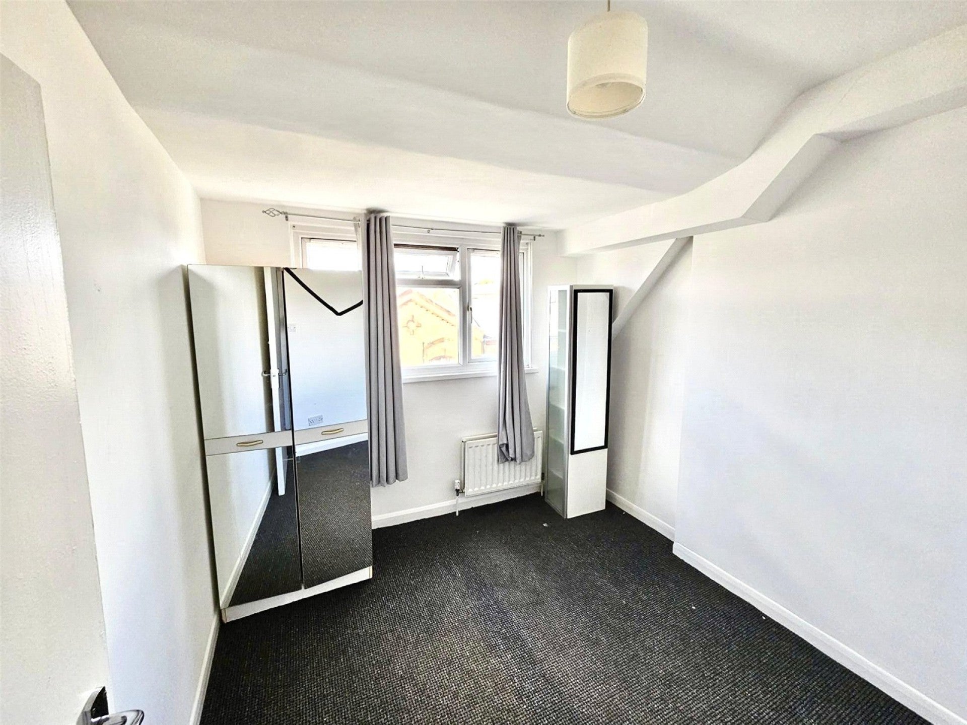 Flat St Mark's Rise in Greater London