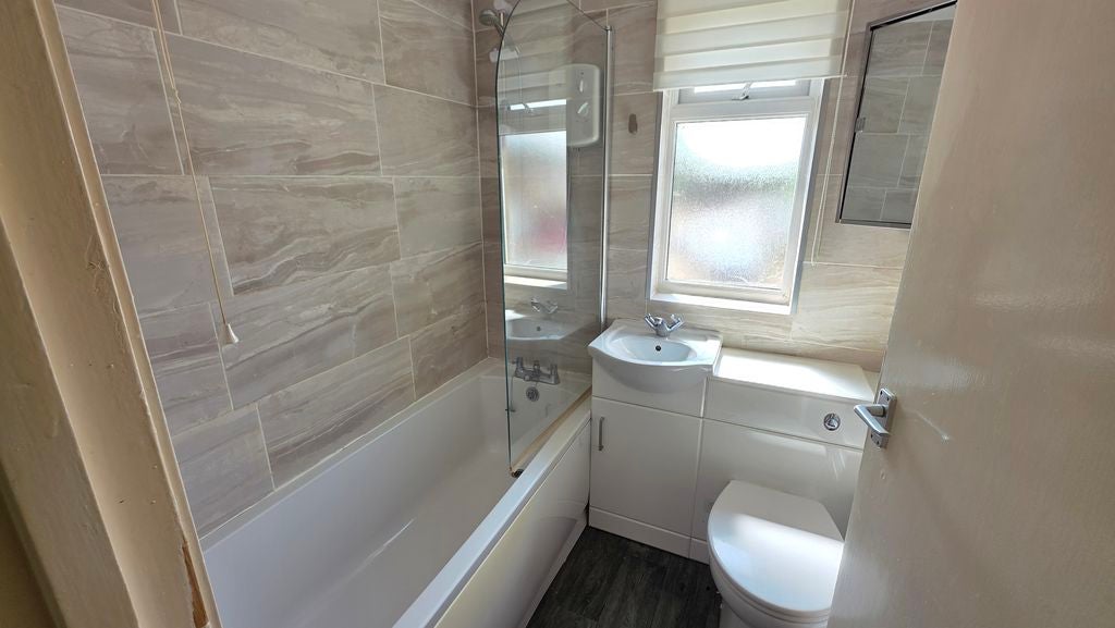 Flat Lessingham in Peterborough