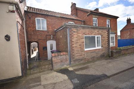 Flat Main Road in North Kesteven