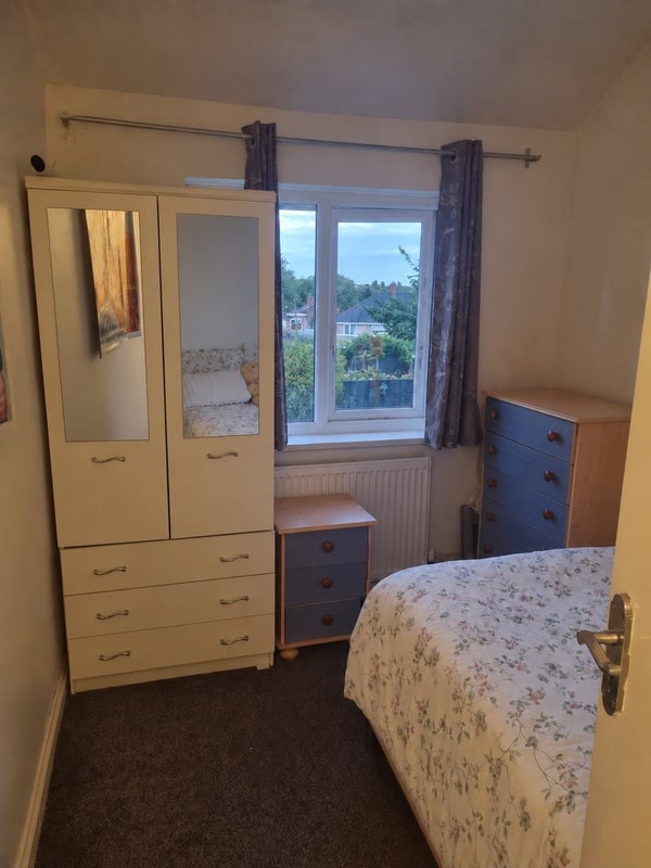 Room Chingford Road in Birmingham