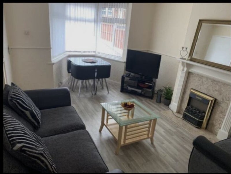 Room Chingford Road in Birmingham