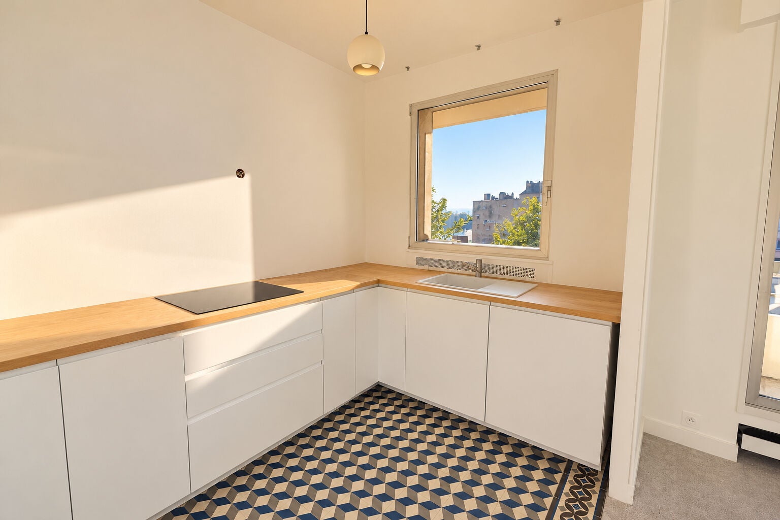Flat Rue Adrien Descombes in Le Pecq