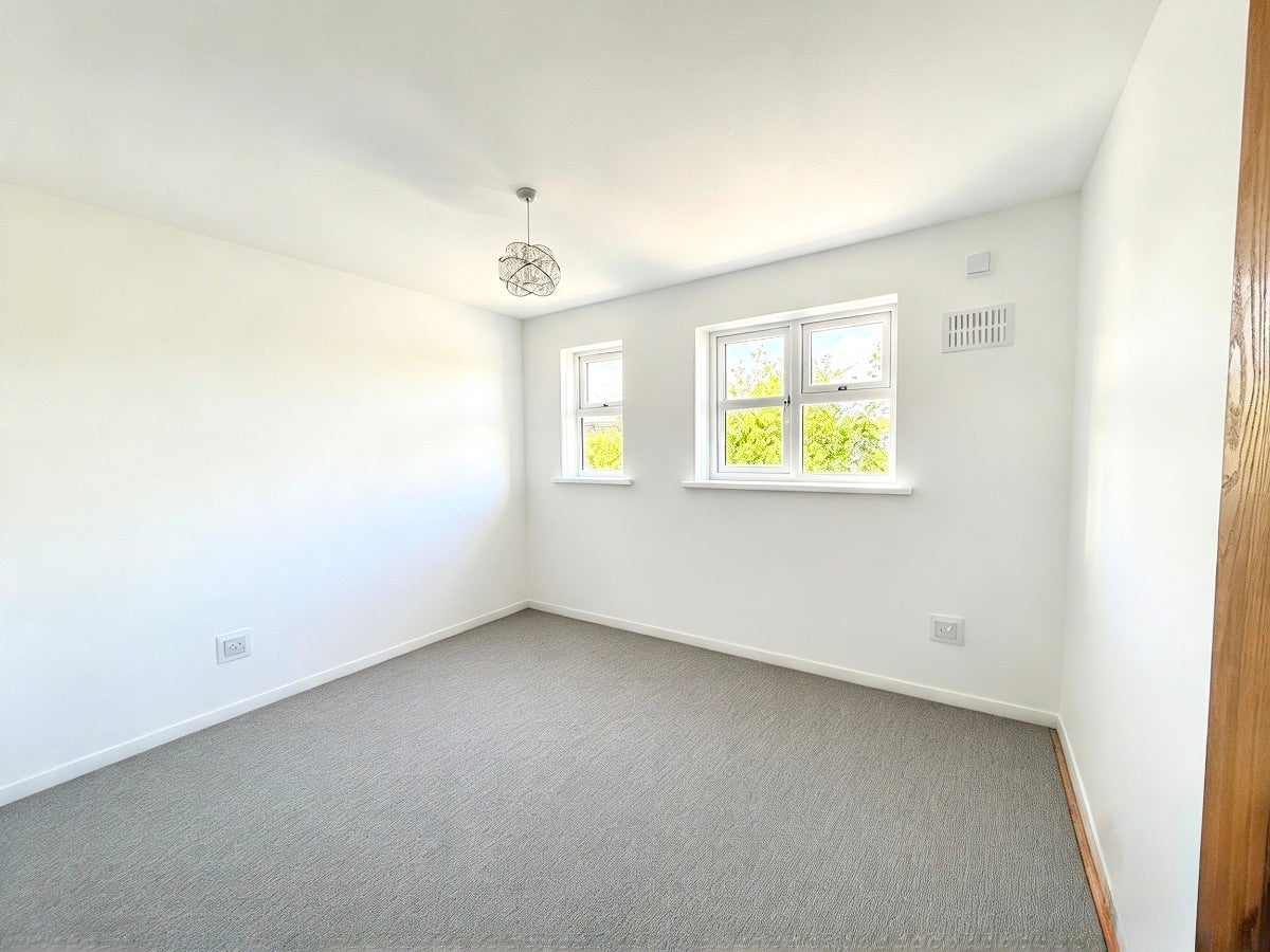 Flat Shafter Road in Greater London