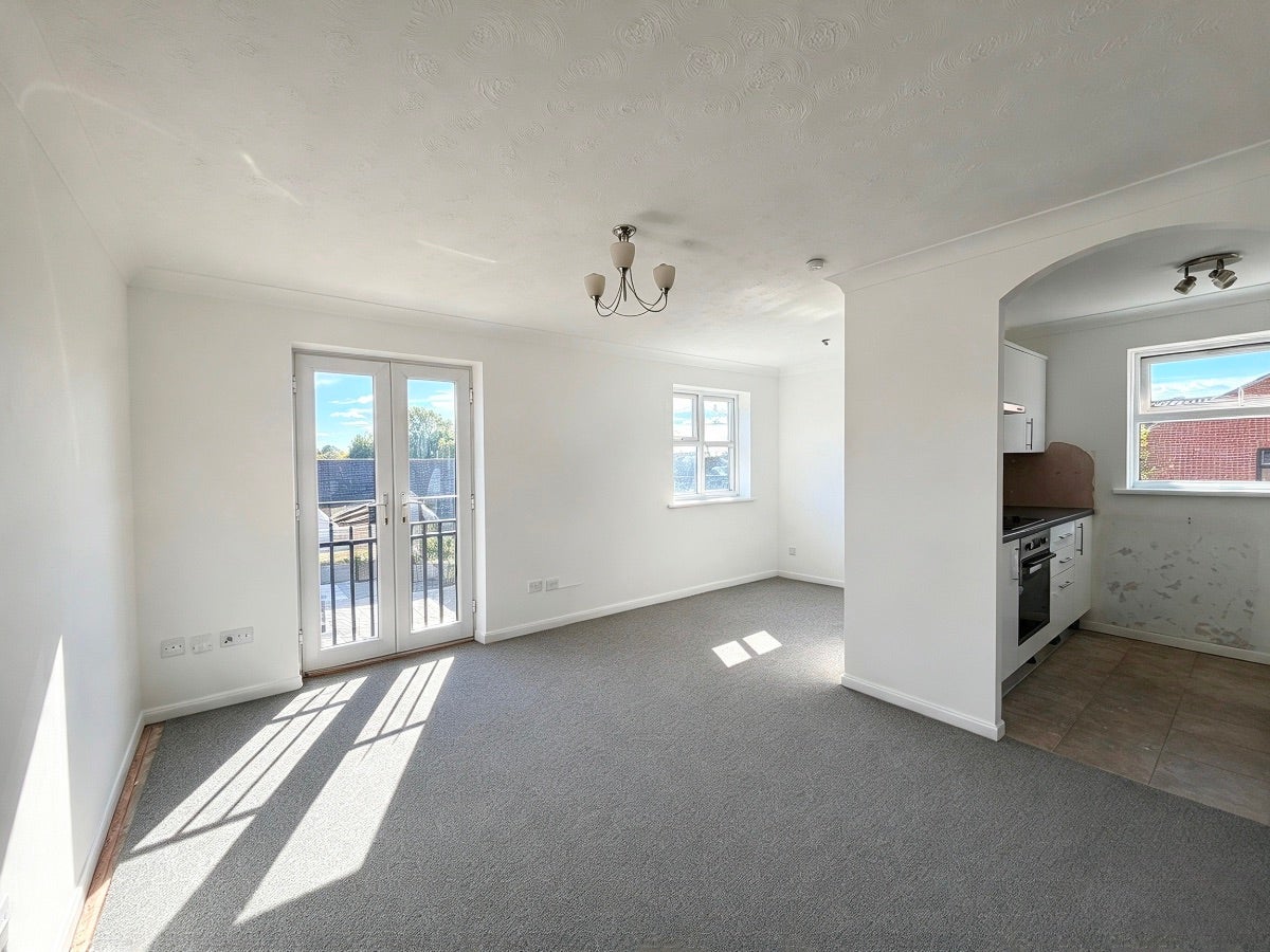 Flat Shafter Road in Greater London