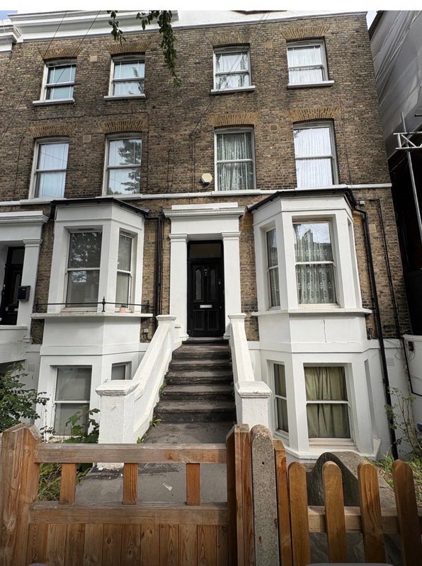 Room Talfourd Road in Greater London