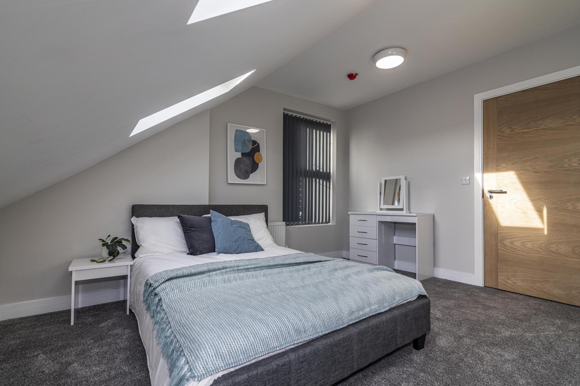Room City Road in Nottingham