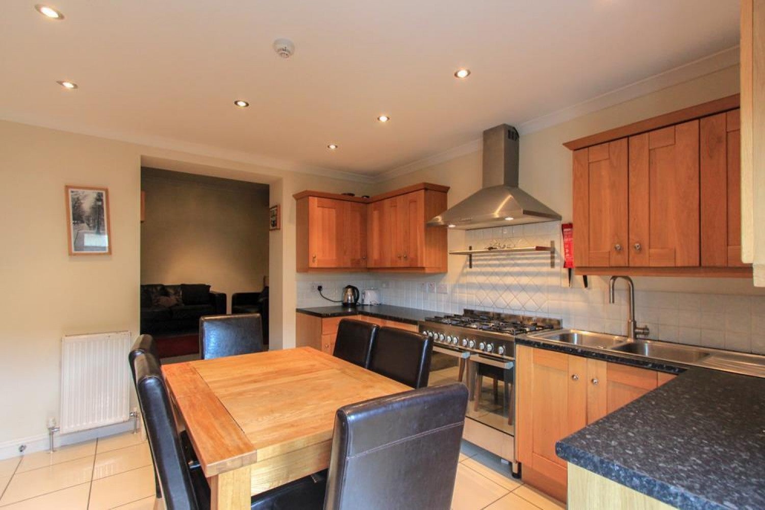 Flat Blackweir Terrace in Cardiff