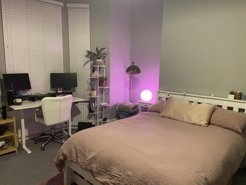 Room Morval Road in Greater London
