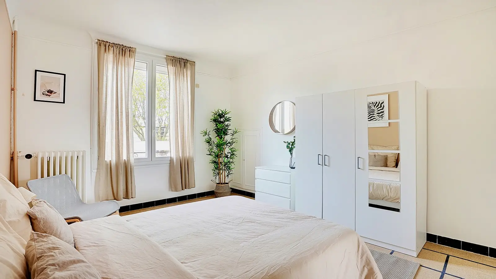 Room Avenue du Général de Gaulle in Clamart