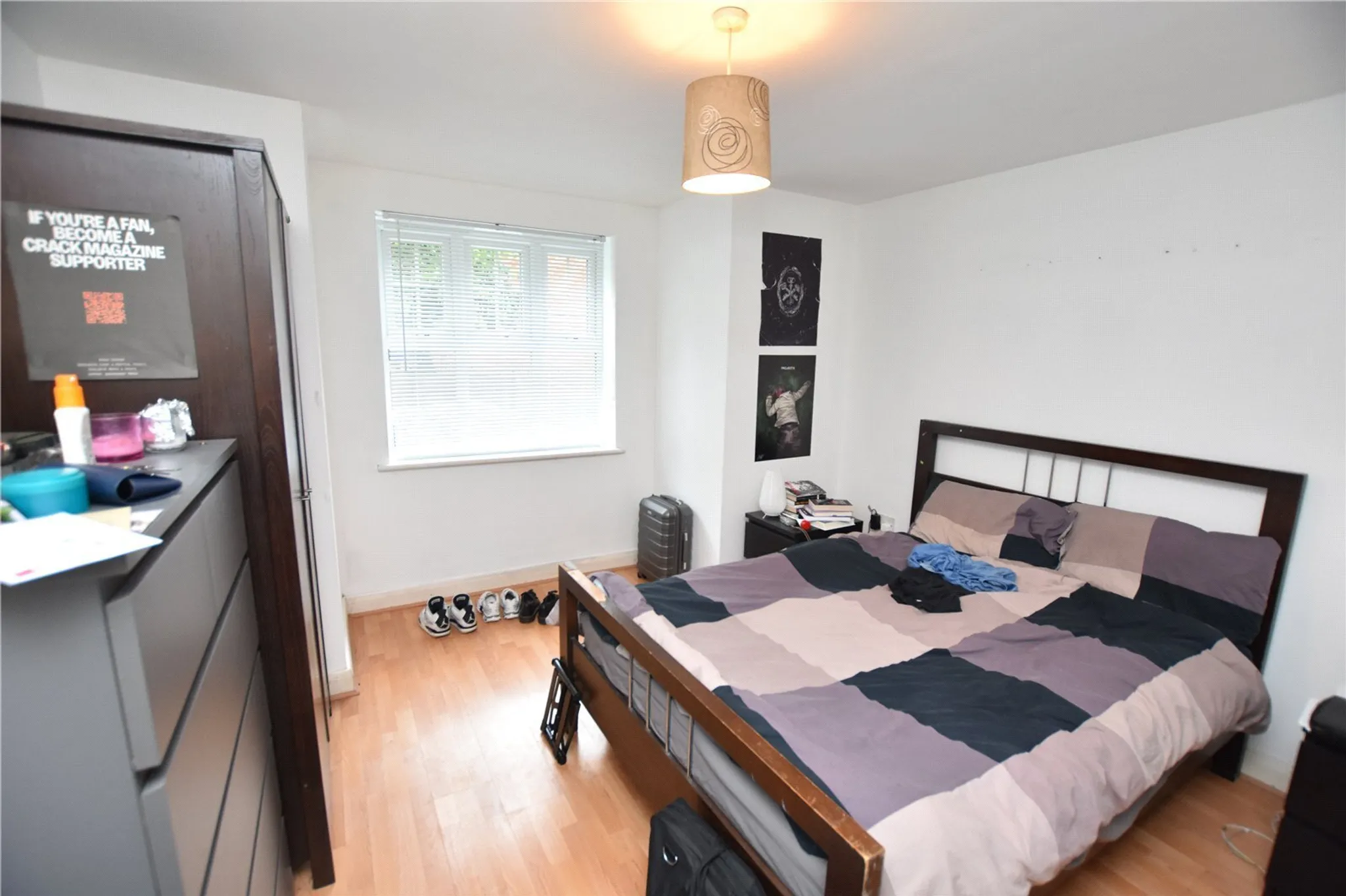 Flat Smeaton Court in Newbury